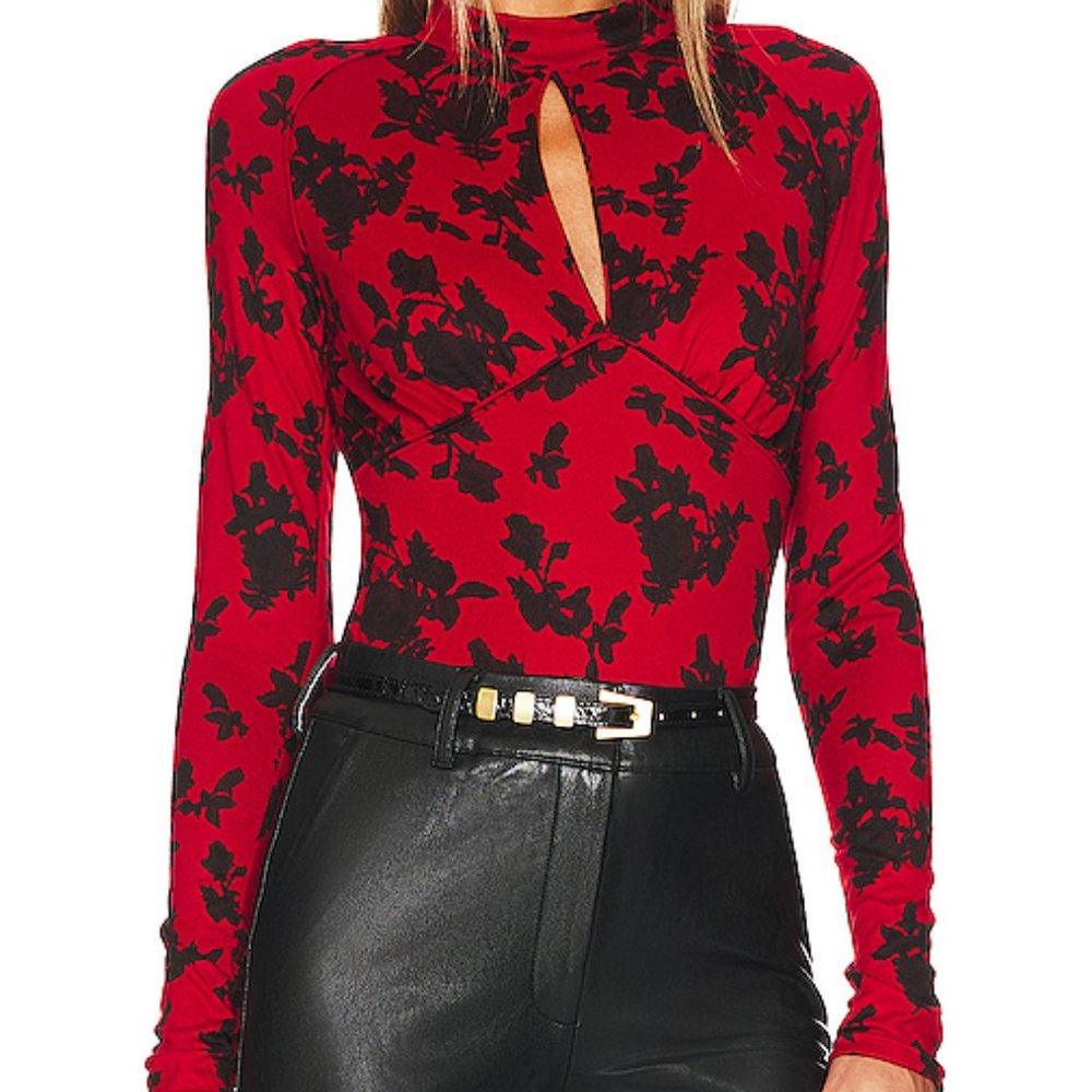 FREE PEOPLE dinner party keyhole top Sz M NEW - Picture 1 of 9